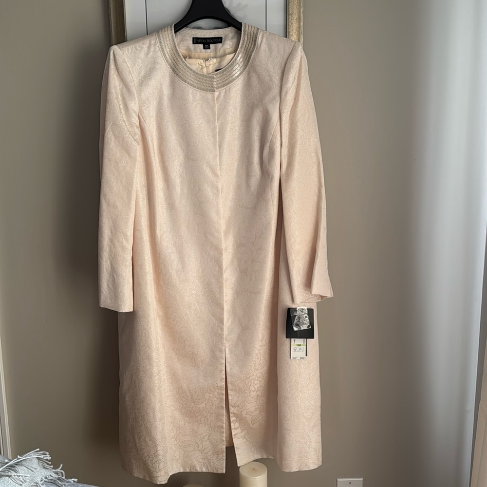 New with Tags Albert Nipon Woman’s 2 piece jacket dress Size 18W